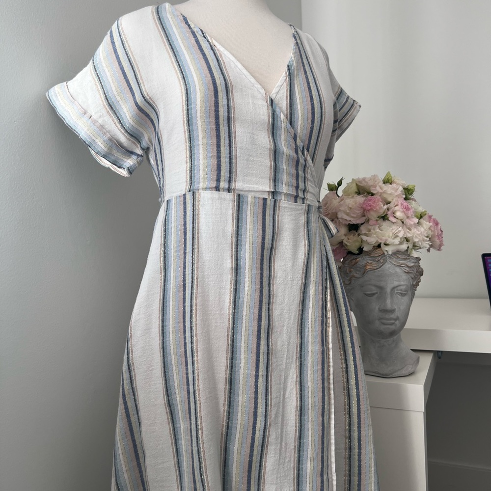 FOREVER 21 Striped Dress